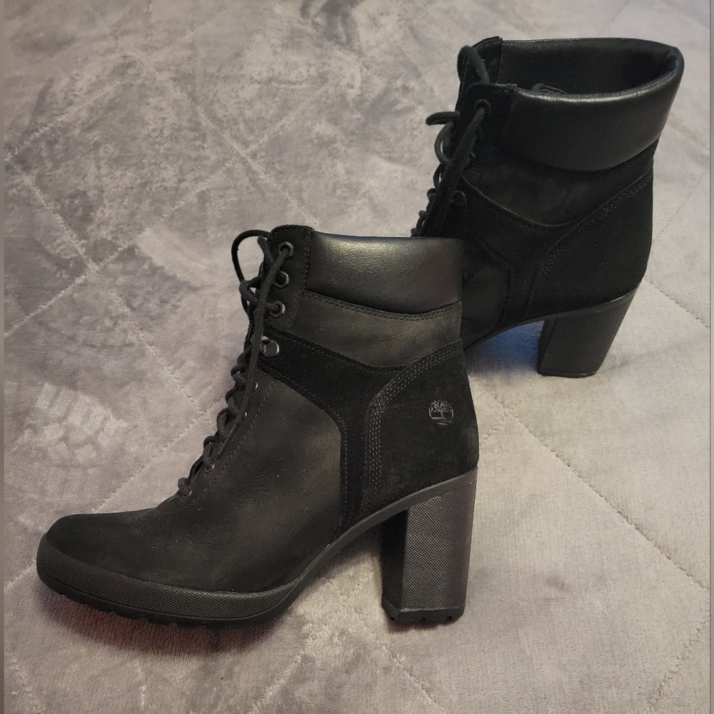 Timberland Womens-Lace Up Heel Boots in Black Leather & Suede-Size 10